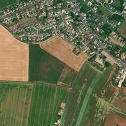 Saint-Amand-Longpré map(satellite map)