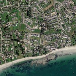 Satellite view of Le Roaliguen