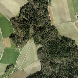 Satellite view of Golf Augwil