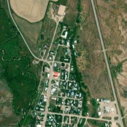 200-208 E 4th St Grass Range MT High Resolution Satellite Map