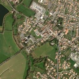 Les Brouzils map(satellite map)