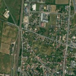 Saint-Pierre-le-Moûtier map(satellite map)