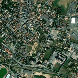 Neuville-de-Poitou map(satellite map)