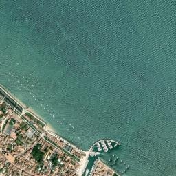 La Flotte map(satellite map)