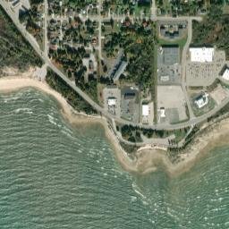 1298 E Lake Shore Dr, Manistique, MI 49854 High Resolution Satellite Map