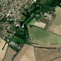 Saint-Amant-de-Boixe map(satellite map)