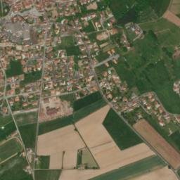 Pouilly-lès-Feurs map(satellite map)