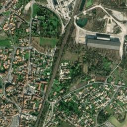La Couronne map(satellite map)