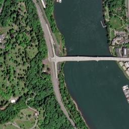 Southeast Oaks Park Way, Portland, OR High Resolution Satellite Map