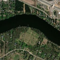 Satellite view of Green Haven Golf Course
