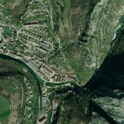 Pont-en-Royans map(satellite map)