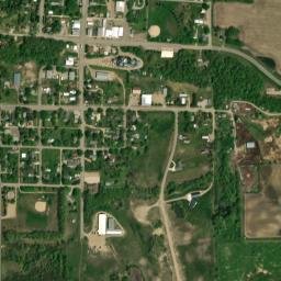 227 1st Ave Gary SD 57237 USA High Resolution Satellite Map