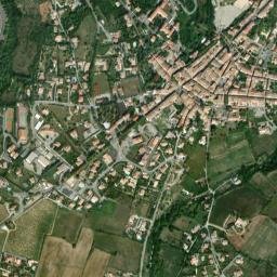 Villeneuve-de-Berg map(satellite map)