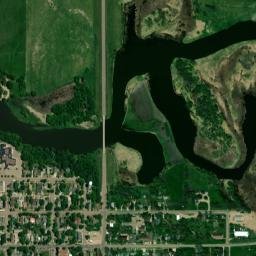 201-399 North Summit Street Flandreau SD High Resolution Satellite Map