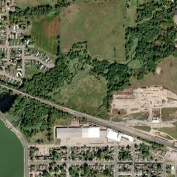 1015 Parkview Drive, Tomah, WI 54660, USA High Resolution Satellite Map