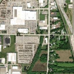 246-308 W Waukau Ave, Oshkosh, WI High Resolution Satellite Map