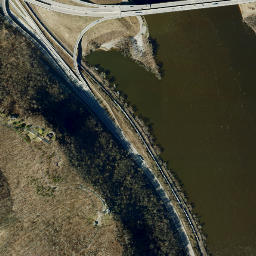 Interstate 90, La Crosse, MN 54603, USA High Resolution Satellite Map