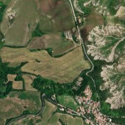 Montecalvo in Foglia map(satellite map)