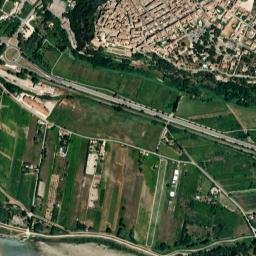 Lauris map(satellite map)