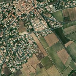 Saint-Geniès-de-Fontedit map(satellite map)