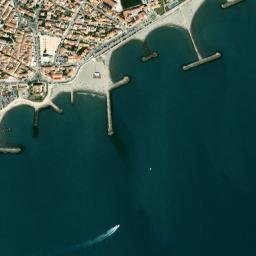 Saintes-Maries-de-la-Mer map(satellite map)