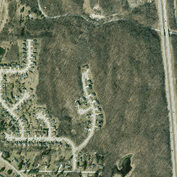 1501-1559 Hummingbird Court, West Bend High Resolution Satellite Map