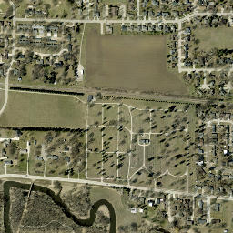 1800-1898 W 4th St Spencer IA High Resolution Satellite Map