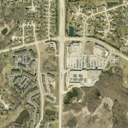 Satellite view of Tuckaway Country Club