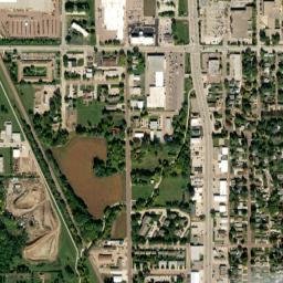 2100-2130 Broadway Street, Yankton, SD High Resolution Satellite Map