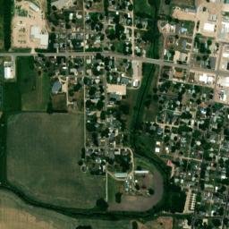 611 Main St Bloomfield NE 68718 High Resolution Satellite Map