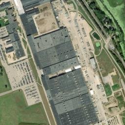 18714 Riverside Rd Dubuque IA High Resolution Satellite Map