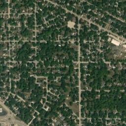 1604 Madison Street Cedar Falls IA 50613 High Resolution Satellite Map