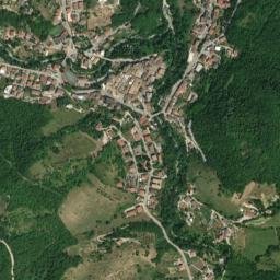 Isola del Gran Sasso d'Italia map(satellite map)