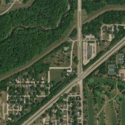 170-198 Campbell Ave Waterloo IA High Resolution Satellite Map