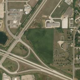 3913 West 4th Street Waterloo IA High Resolution Satellite Map