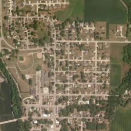 East Washburn Road Waterloo IA 50701 High Resolution Satellite Map