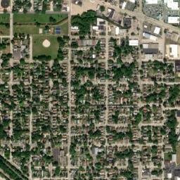 2001-2099 10th Ave Rockford IL High Resolution Satellite Map