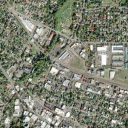 31 Water Street, Ashland, OR 97520, USA High Resolution Satellite Map