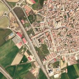 Paredes de Nava map(satellite map)