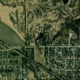 1805-1809 Summit Street Marshalltown IA High Resolution Satellite Map