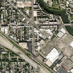 2974 North Riverwalk Drive Chicago IL High Resolution Satellite Map