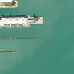 700 E Grand Ave, Chicago, IL 60611, USA1000 E Ohio St, Chicag Satellite Map