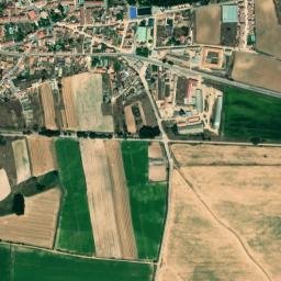 Fresnillo de las Dueñas map(satellite map)