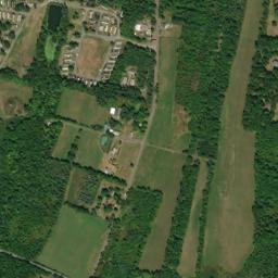 Modena Gardens New York High Resolution Satellite Map
