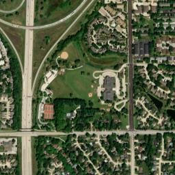 924 52nd Place West Des Moines IA High Resolution Satellite Map