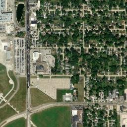 1975-2047 Leland Ave Des Moines IA High Resolution Satellite Map