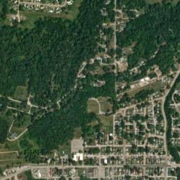 711 South Fairmount Street Davenport IA High Resolution Satellite Map