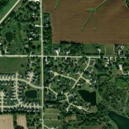 1747-1889 40th Avenue Cumming IA High Resolution Satellite Map