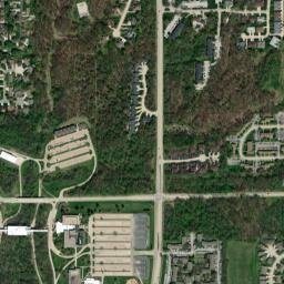 5th Saint A, East Moline, IL 61244, USA High Resolution Satellite Map