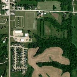 10th Street, Indianola, IA 50125, USA High Resolution Satellite Map